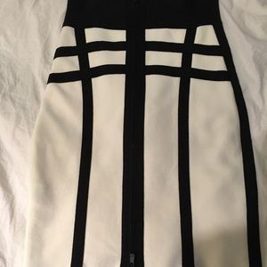 Herve Leger Off White and Black Skirt Size M